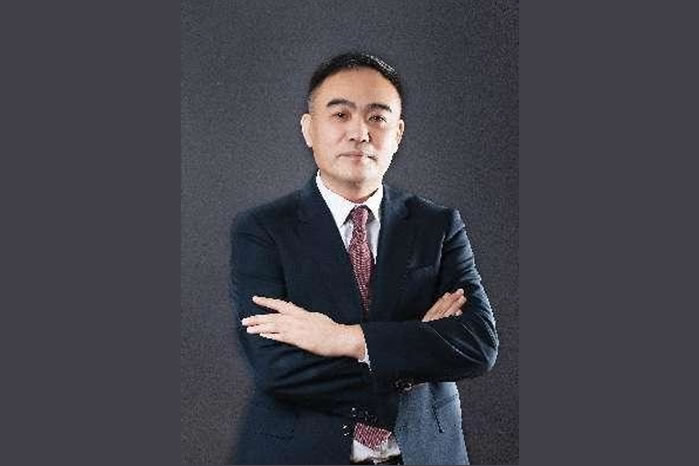 任慧宏  董事长兼CEO 